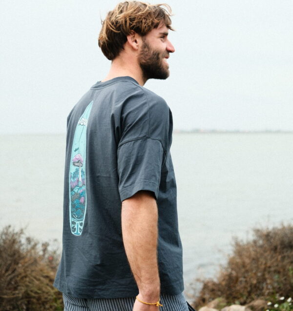 Organic Oversize Shirt Surf Streetwear Massafari Water Man Model